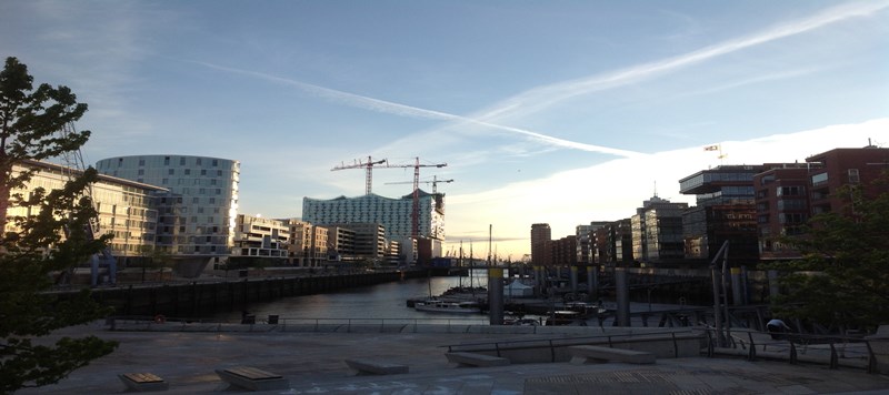 Traditionsschiffhafen Elbphilharmonie